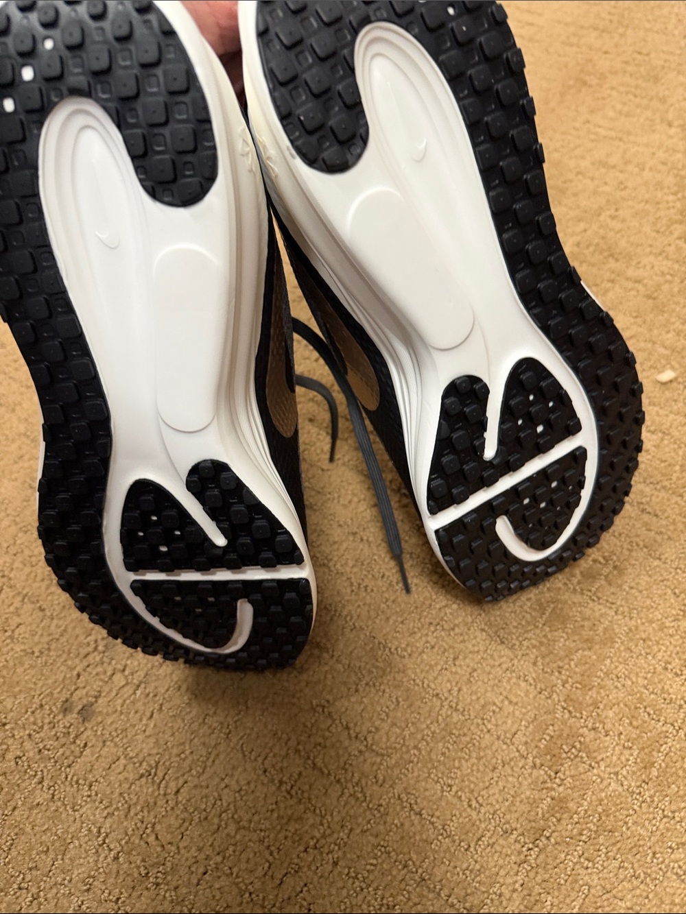 Nike Gray Running Shoes with Rose Gold Swoosh - Picture 4 of 5